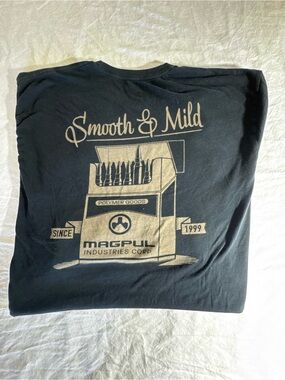 Men’s Dark Grey Graphic Tee with Gold 'Smooth & Mild' Print - Magpul